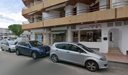 Ana Perruqueria Unisex